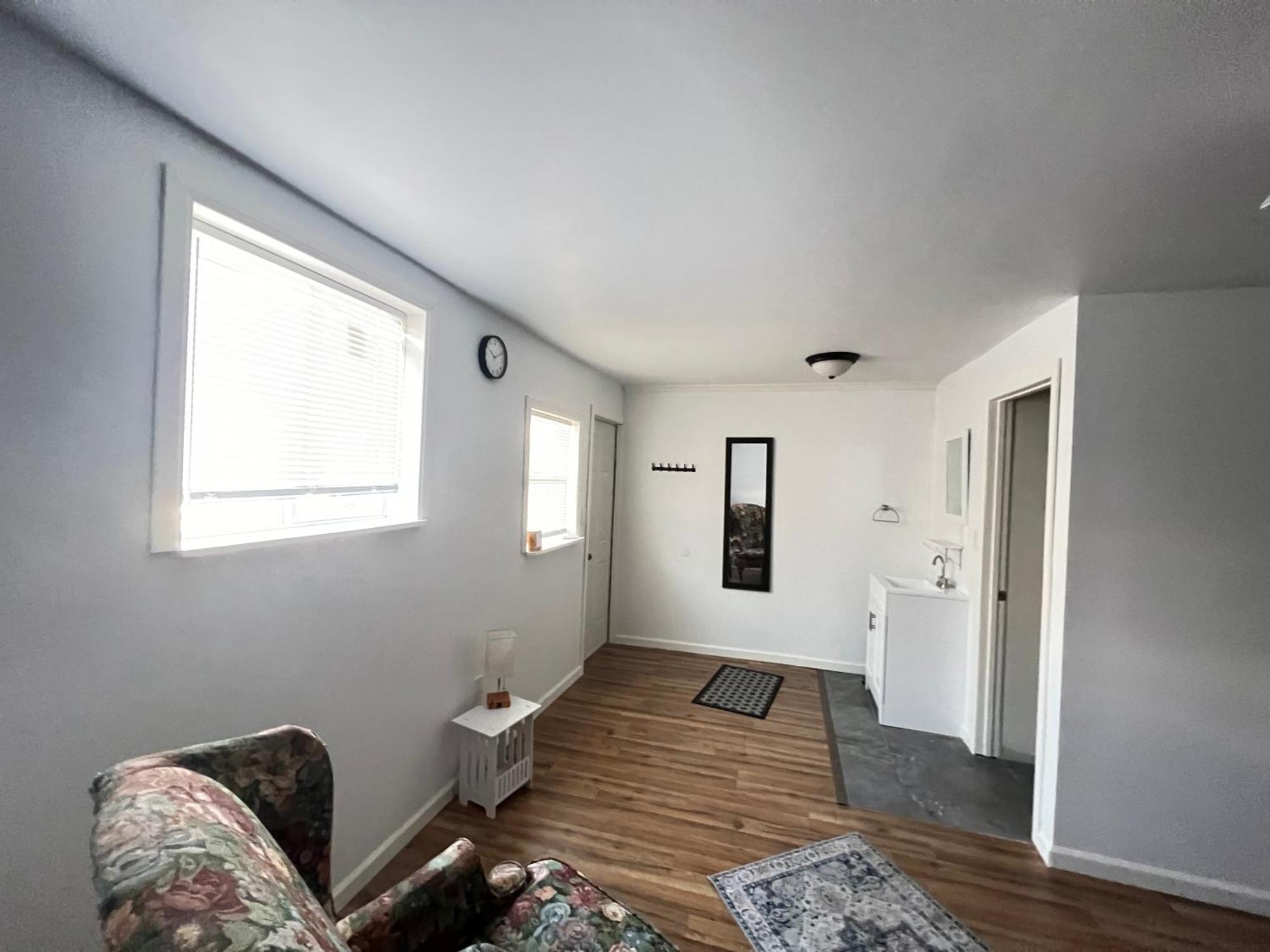 Littlebetty'S Landingpad Hotel Торънс Екстериор снимка
